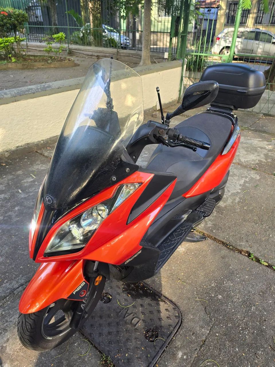 Kymco Downtown 300i - Foto 3