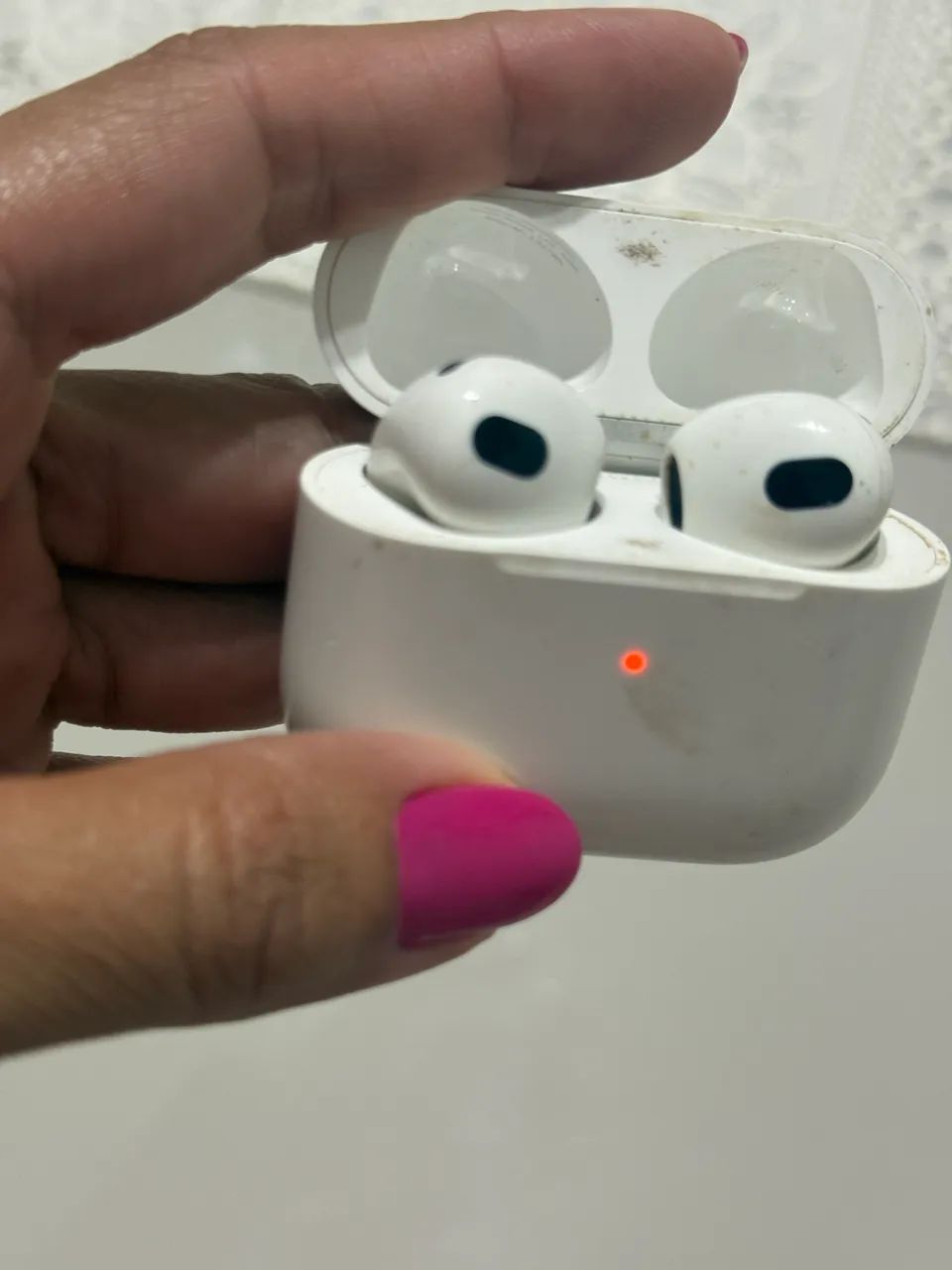 AirPods Apple