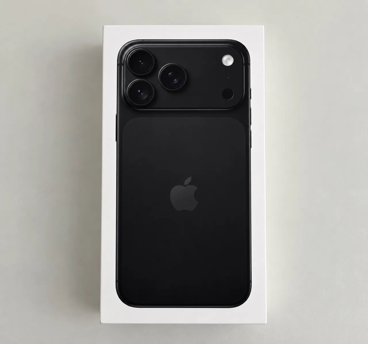 iPhone 18 Pro Max preto 256gb novo, lacrado