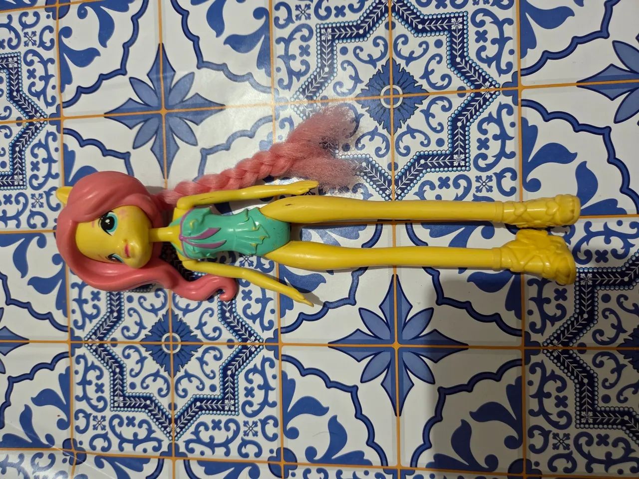 Boneca poney