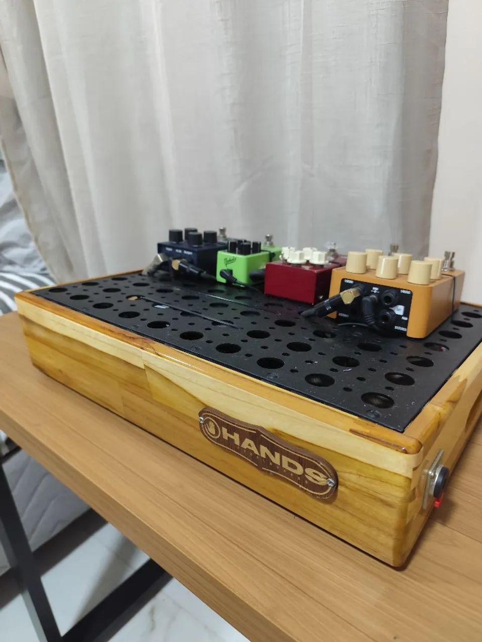 VENDO PEDAL BOARD HANDS 40x30cm COM CASE