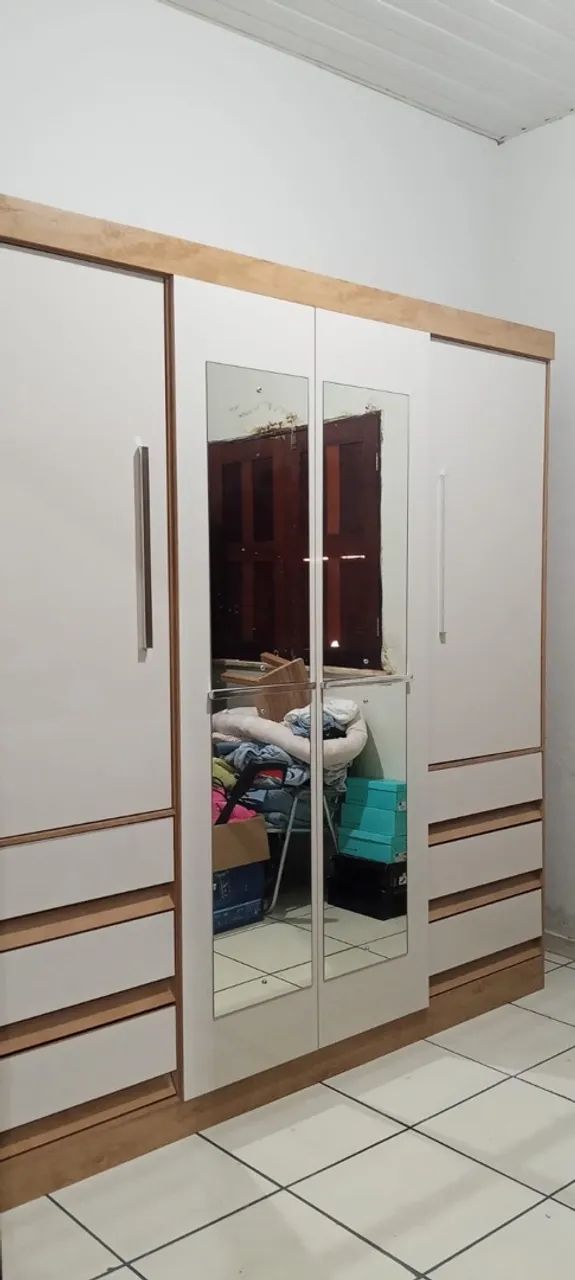 Guarda roupas de casal