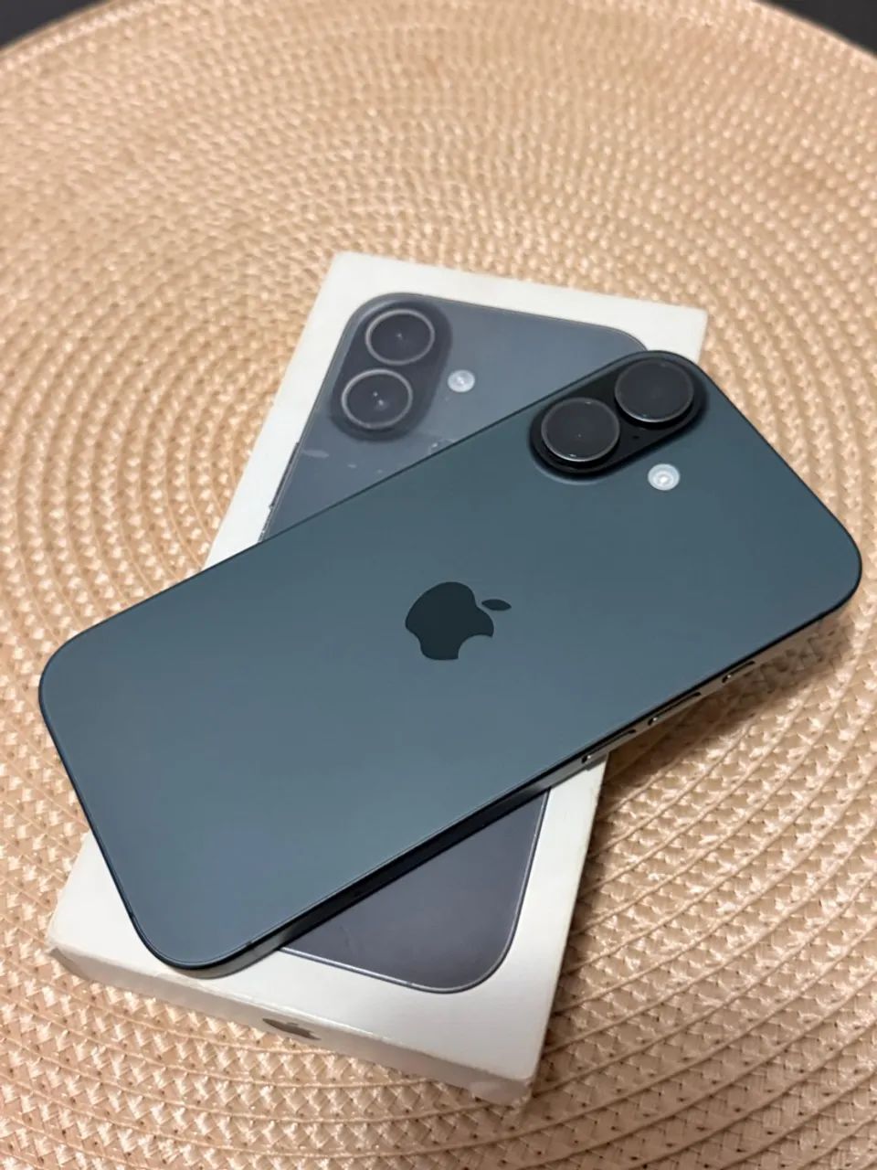 iPhone 17 normal, preto - Foto 2