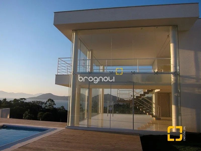 Casa com 718,78m², 3 dormitórios, 3 Suítes no Cacupé em Florianópolis - Foto 4