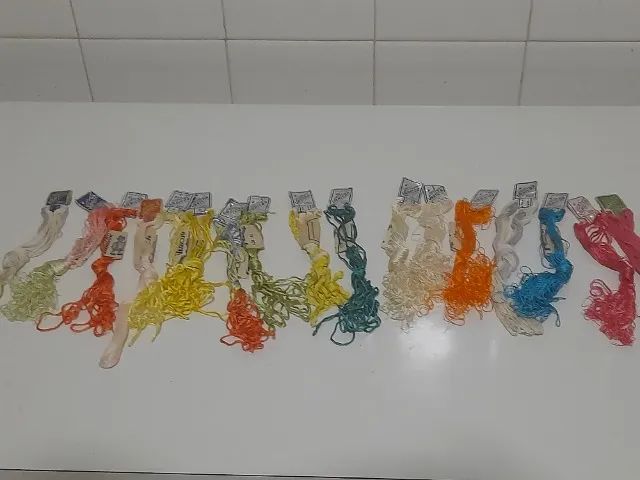 linha varicor (raridade) 17 meadas - Foto 4