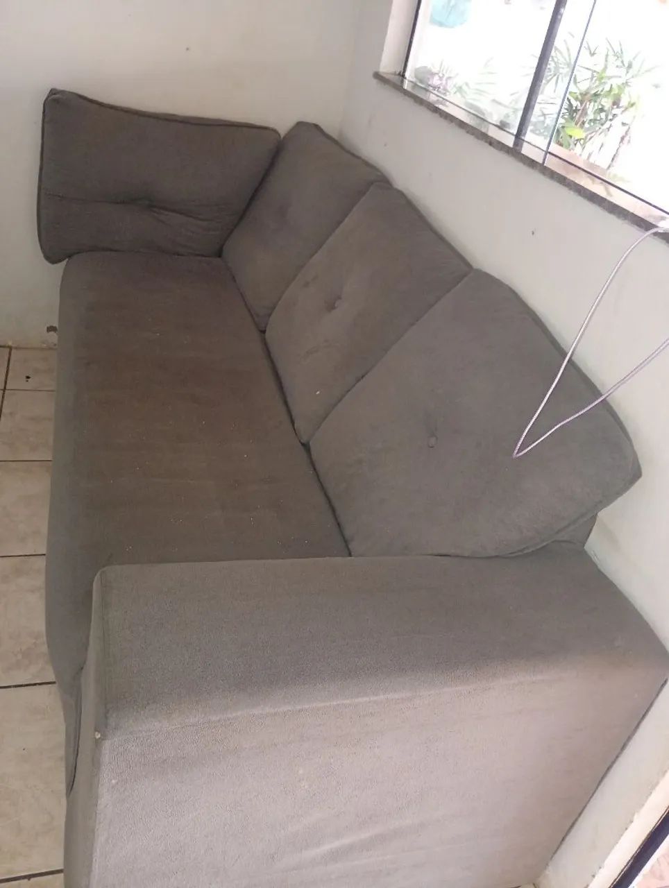Vendo sofá está no estado de bom 