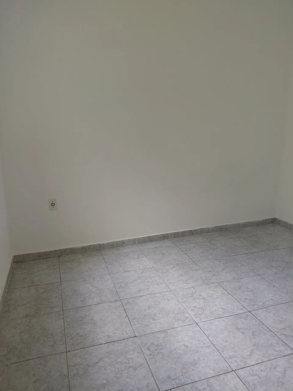 Alugo casa no eymard  - Foto 2