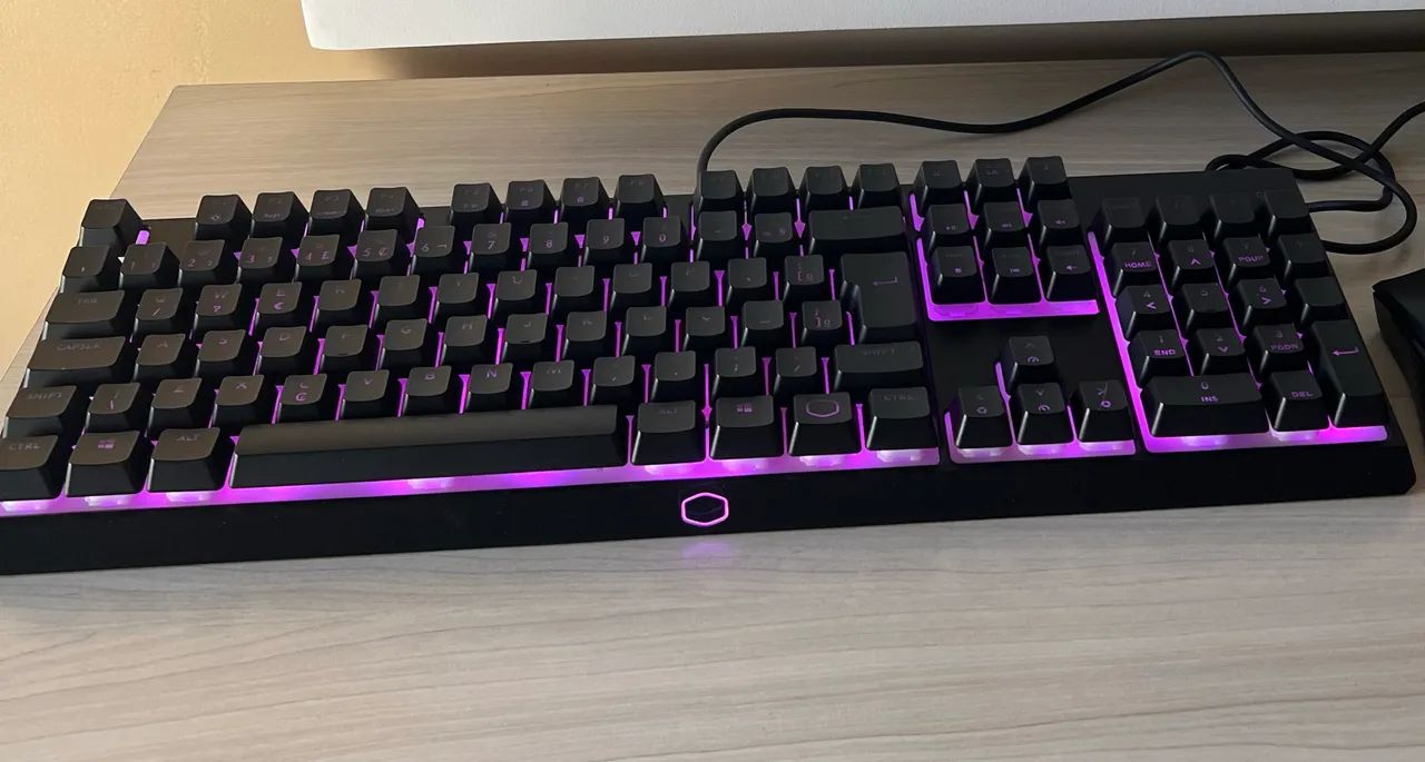 Teclado mecânico gamer Cooler Master MS111  - Foto 5