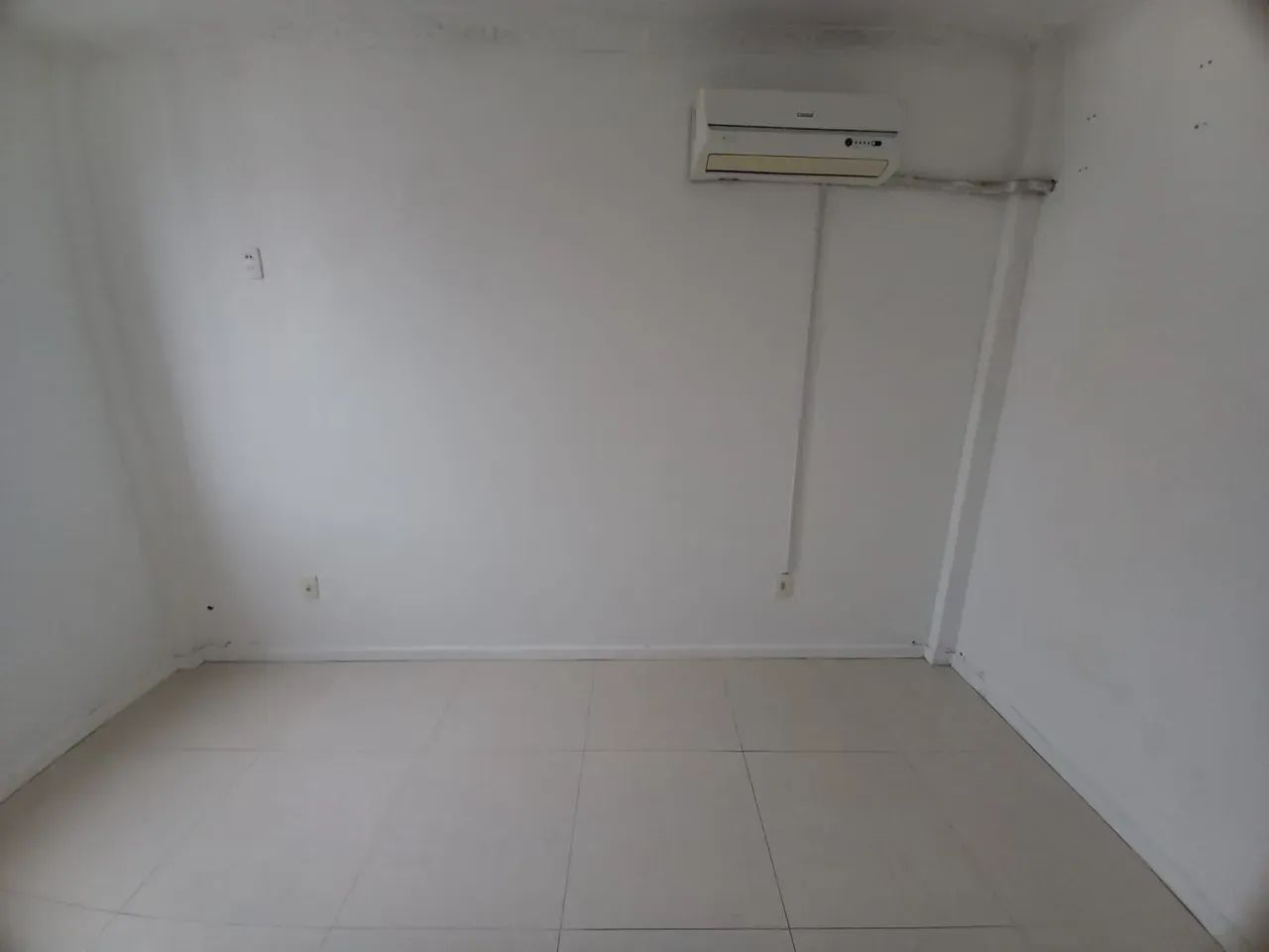 Imóvel para aluguel e venda tem 65 metros quadrados com 2 quartos em Abraão - Florianópoli - Foto 2