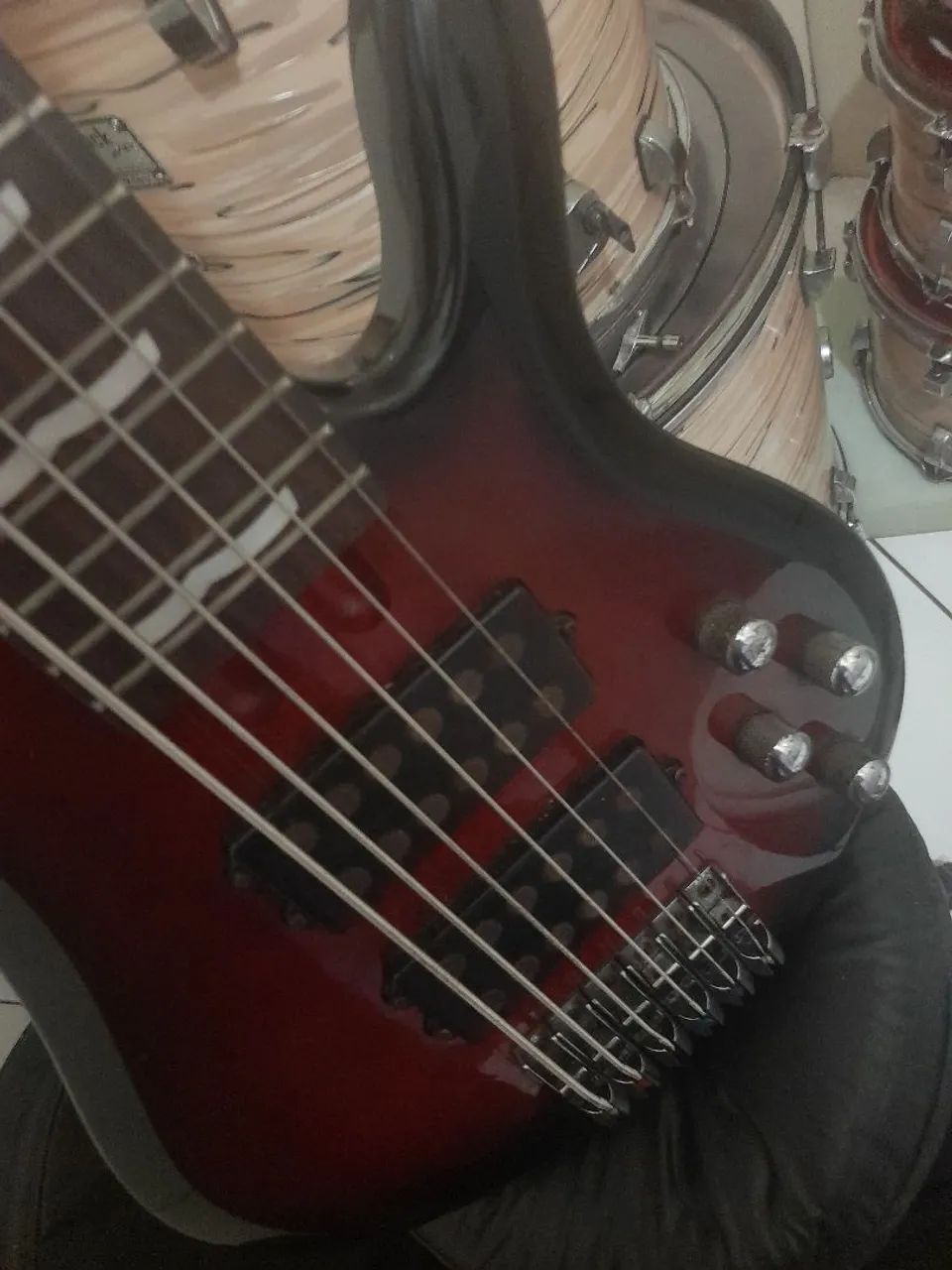 CONTRA BAIXO 6 CORDAS - Foto 3