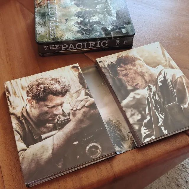 Box Lata DVD The Pacific - HBO - 6 discos - Foto 5