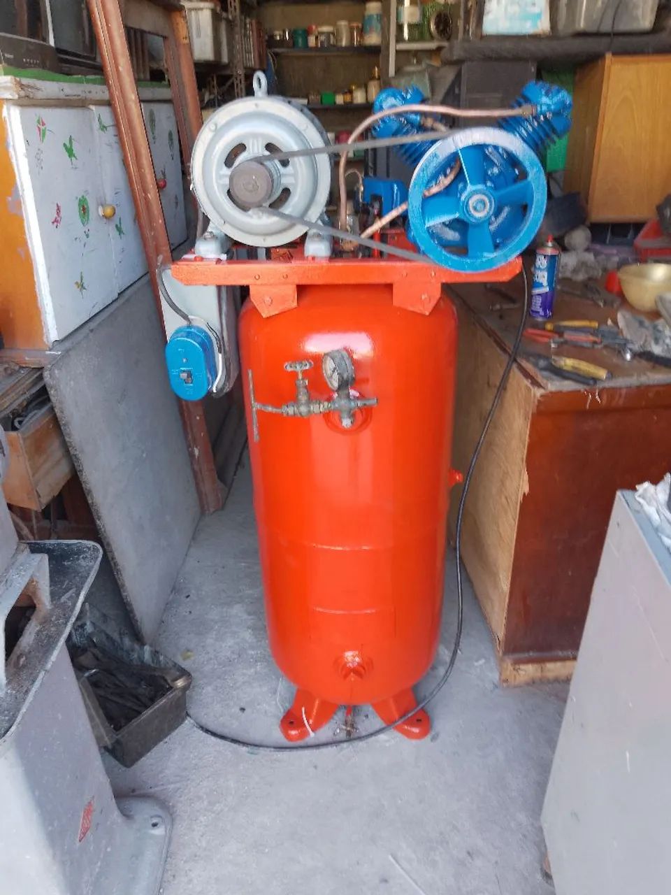 Compressor de ar.
