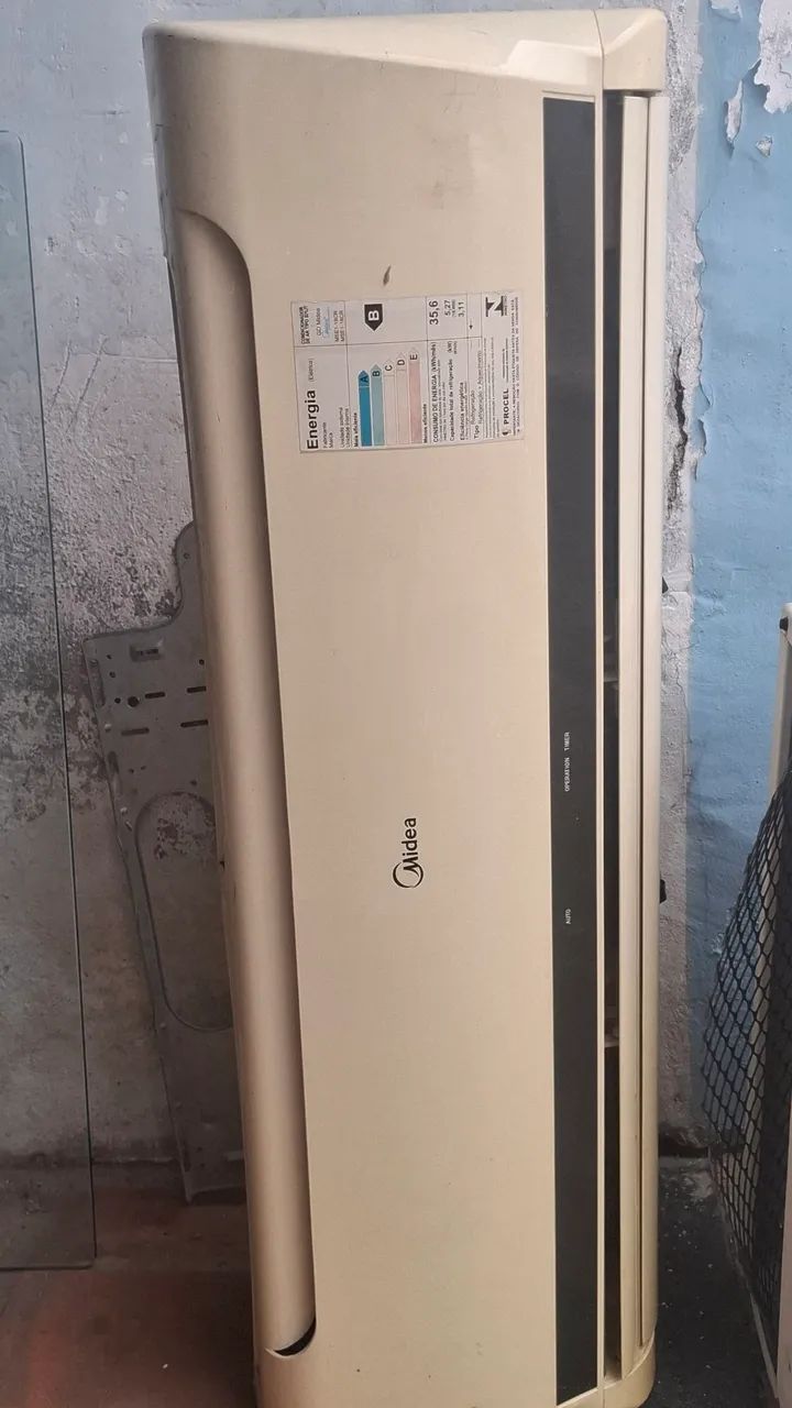 Vendo split 18 mil btus carrier 220v - Foto 3