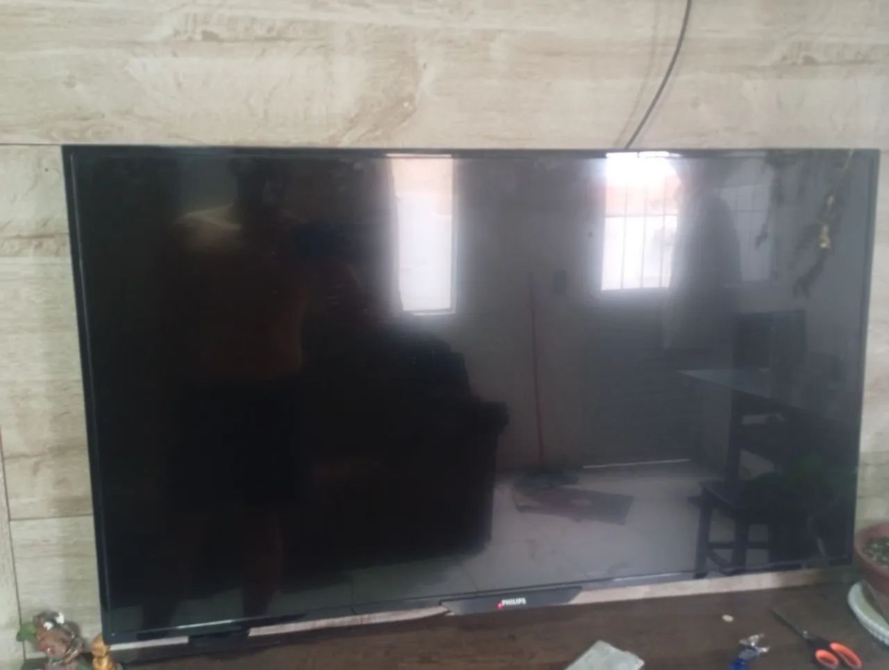 Smartv Philips 43 polegadas roko tv integrada  - Foto 5