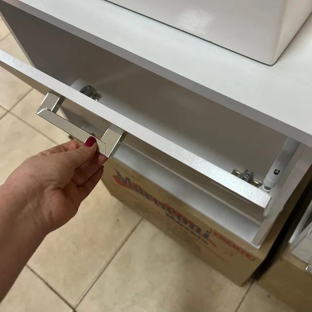 Gabinete em MDF com Espelheira e Cuba  - Foto 3