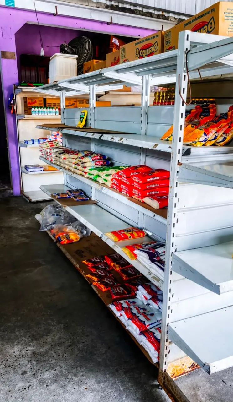 Gandolas para mercadinhos  - Foto 5