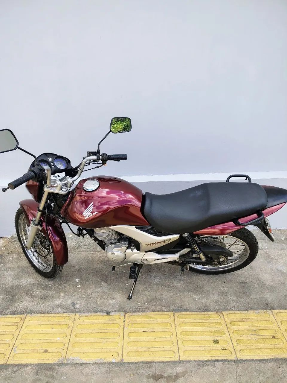 Titan 150 esd 