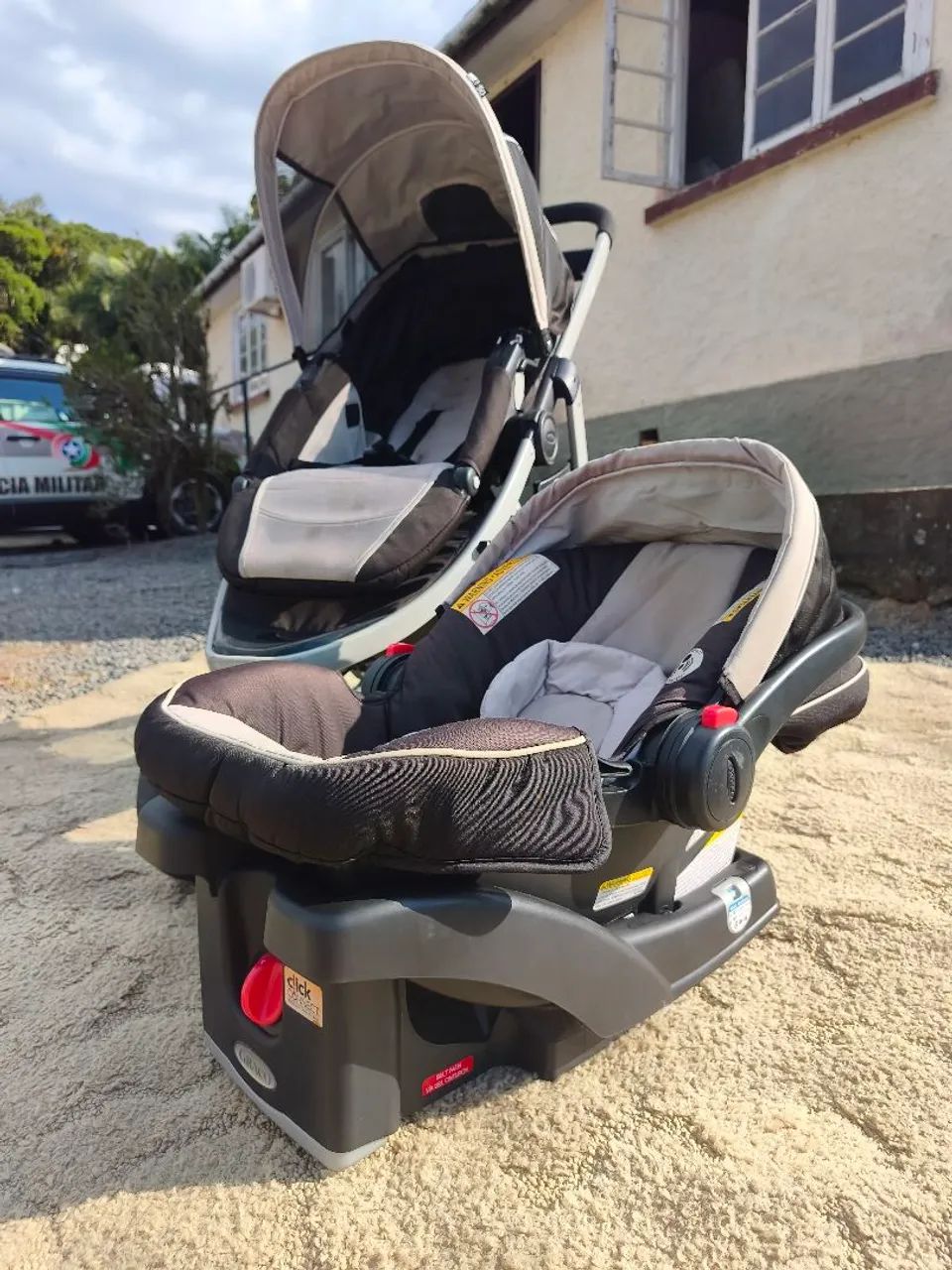 Carrinho + Bebê conforto kit completo Graco