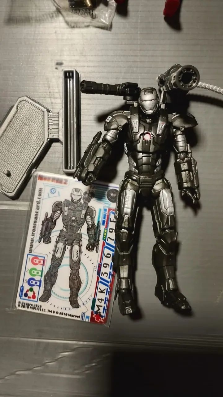 6-pack IRON MAN armors. escala 3,75" - Foto 3