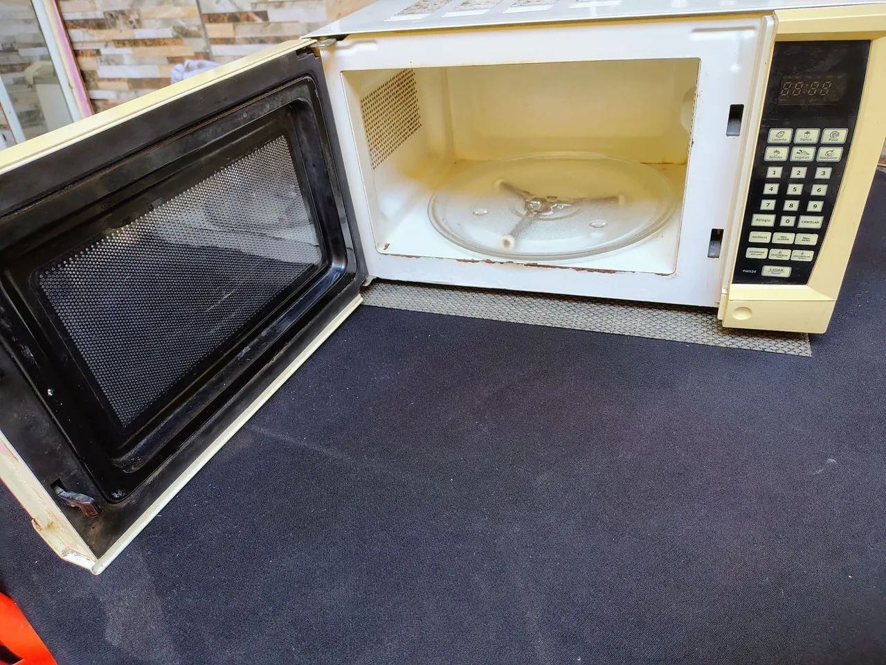 Micro-ondas Philco PMS24 - Funcionando Perfeitamente! - Foto 3