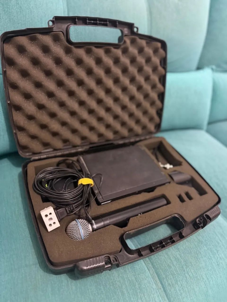 Microfone SHURE - SLX4 