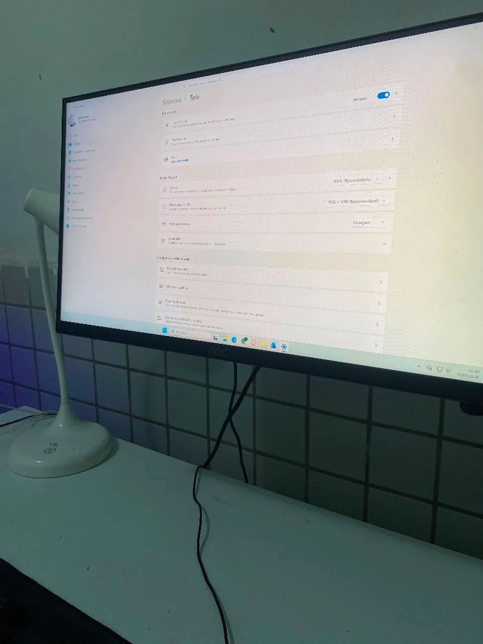 MONITOR 