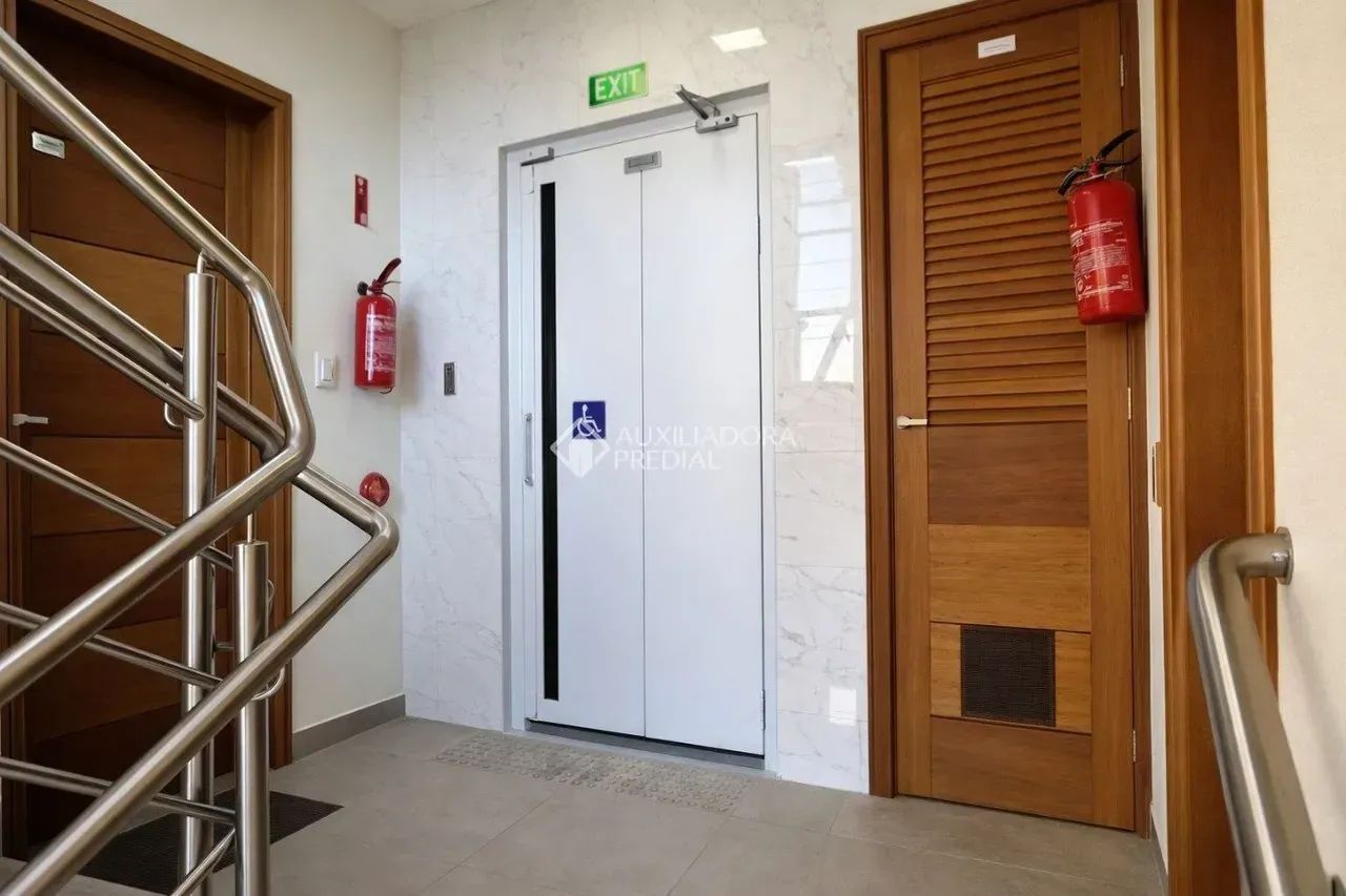 Apto à venda com 2 Dormitórios e 2 vagas de garagem no bairro Carianos em  - Florianópolis - Foto 5