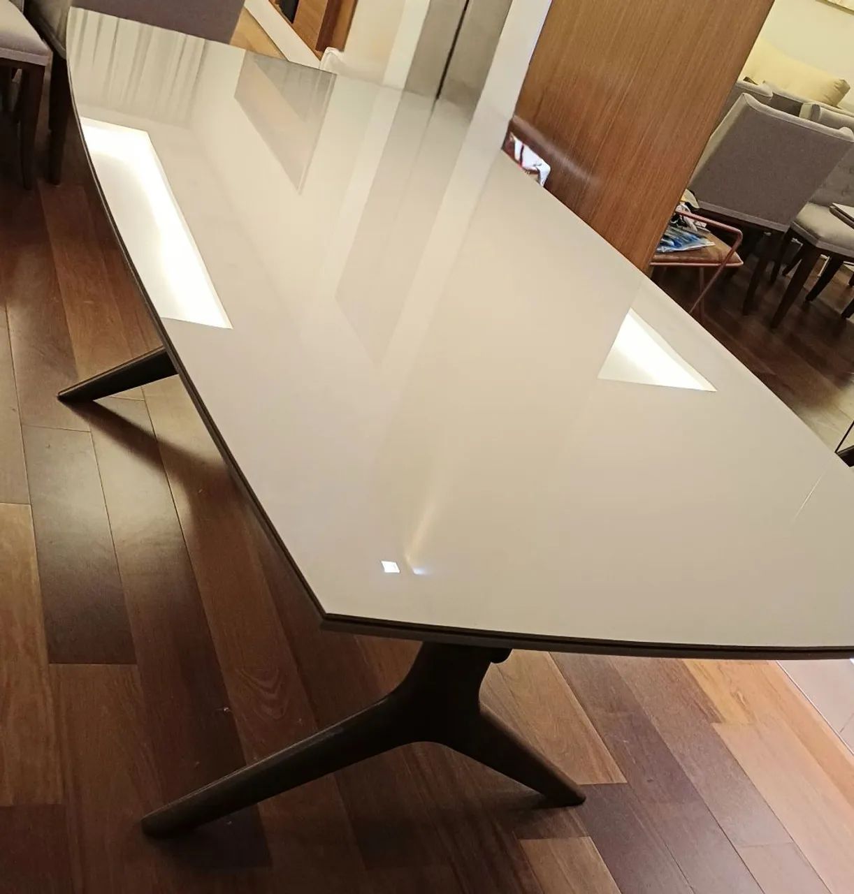 Mesa jantar - 2.10 x 1.08