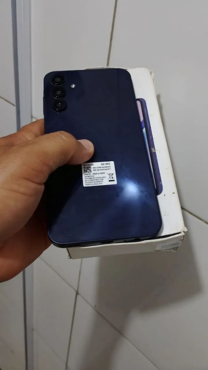 Celular completo com caixa e carregador  todo original  - Foto 2