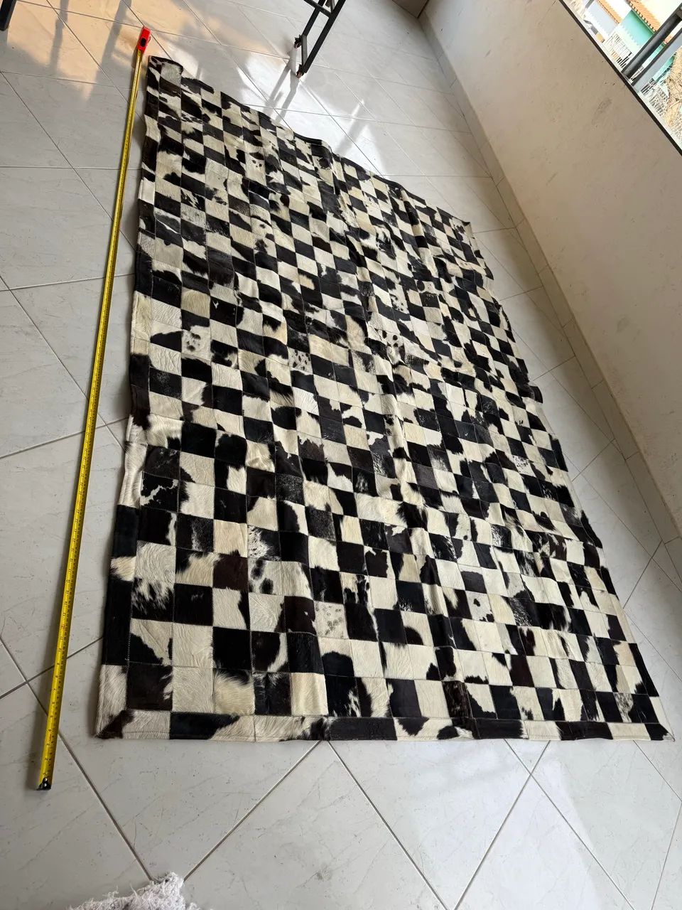 Tapete de Couro Patchwork Preto e Branco - Foto 5
