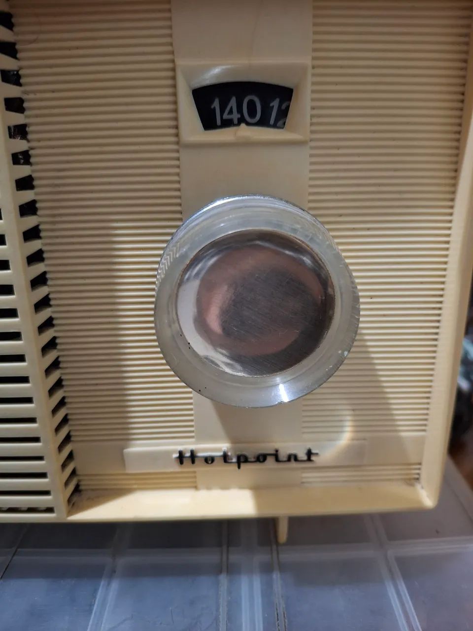 Rádio valvulado antigo GE HotPoint