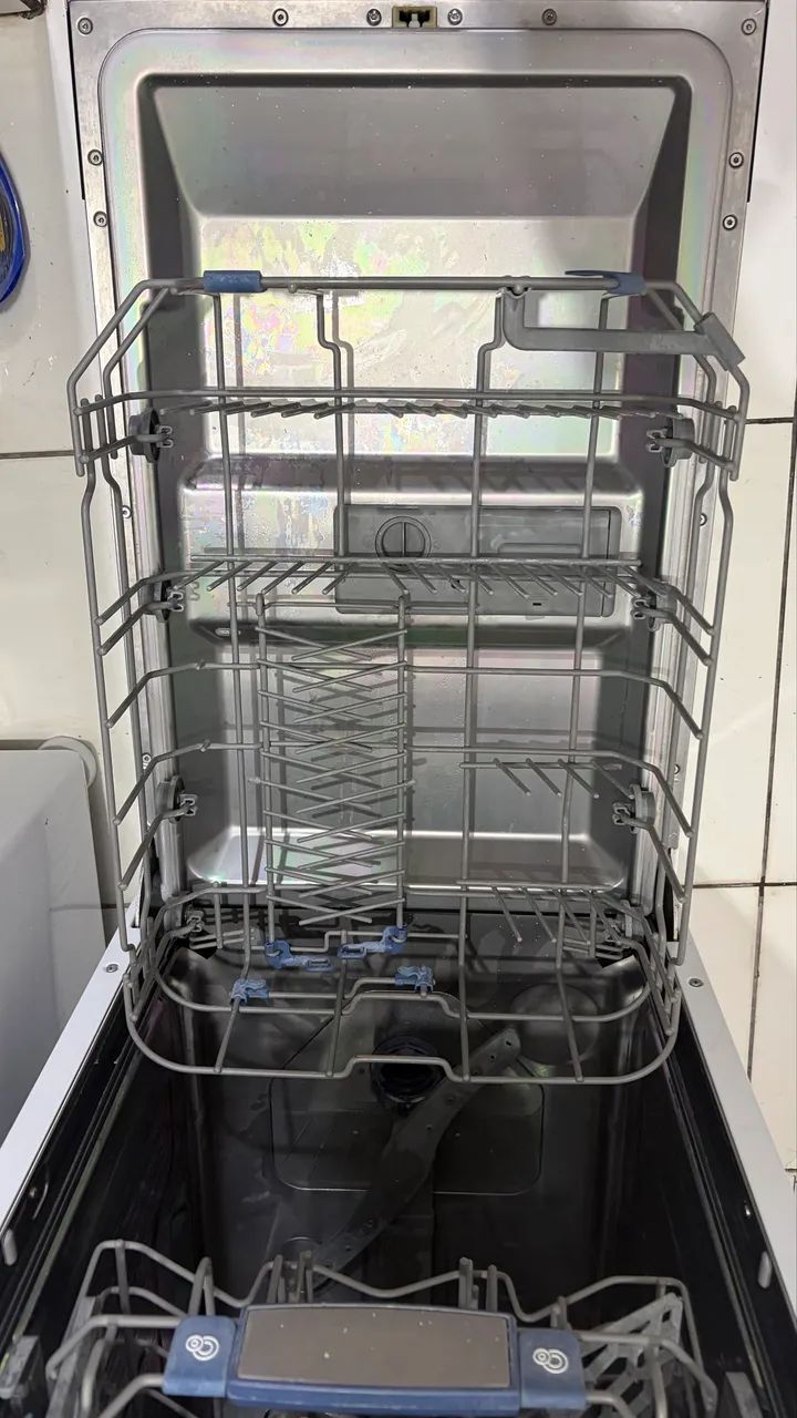 Lava louça 10 serviços Electrolux  - Foto 2