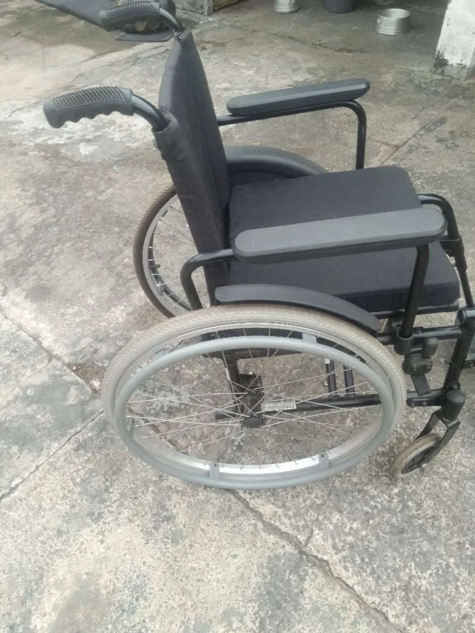 Cadeira de rodas  - Foto 2