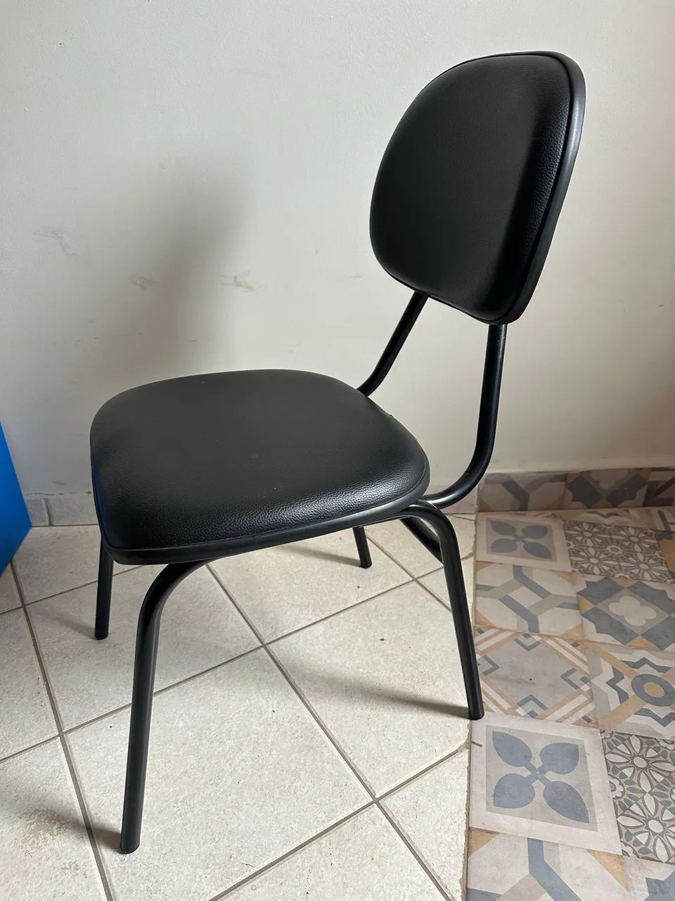 Cadeira Secretária Fixa com 4 Pés - 3 unidades