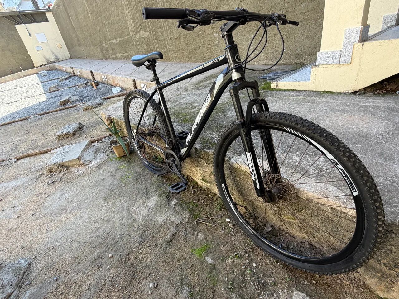 Vendo bicicleta Aro 29 - Foto 2