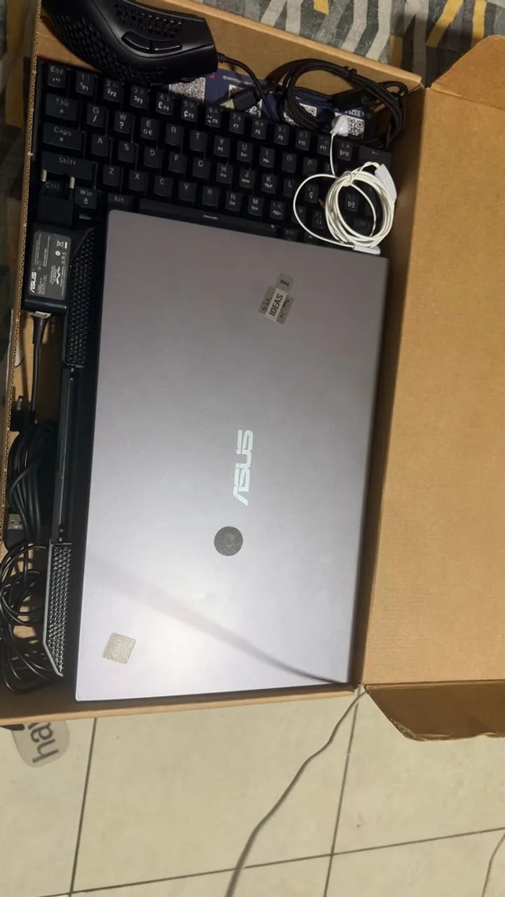 Notebook ASUS  - Foto 2