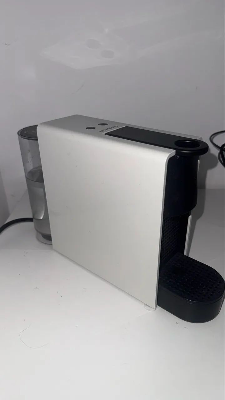 Cafeteira Nespresso Branca 110V 