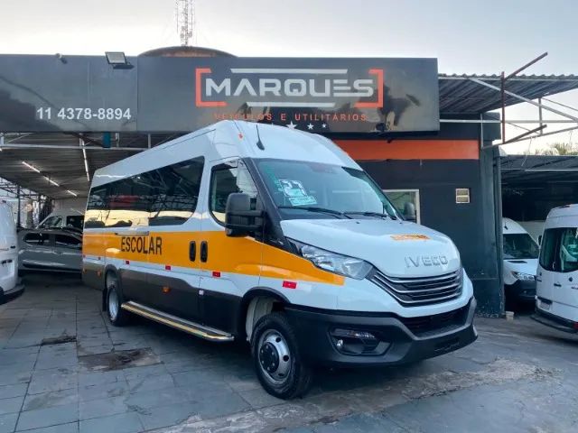 Iveco Daily DAILY Minibus 50-180 Fretam.(Diesel)(E6) 2026