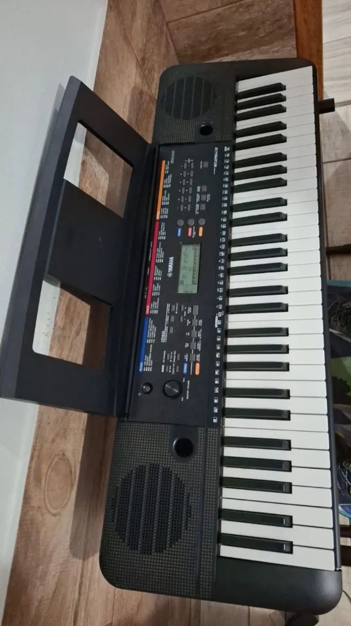 Teclado Yamaha 