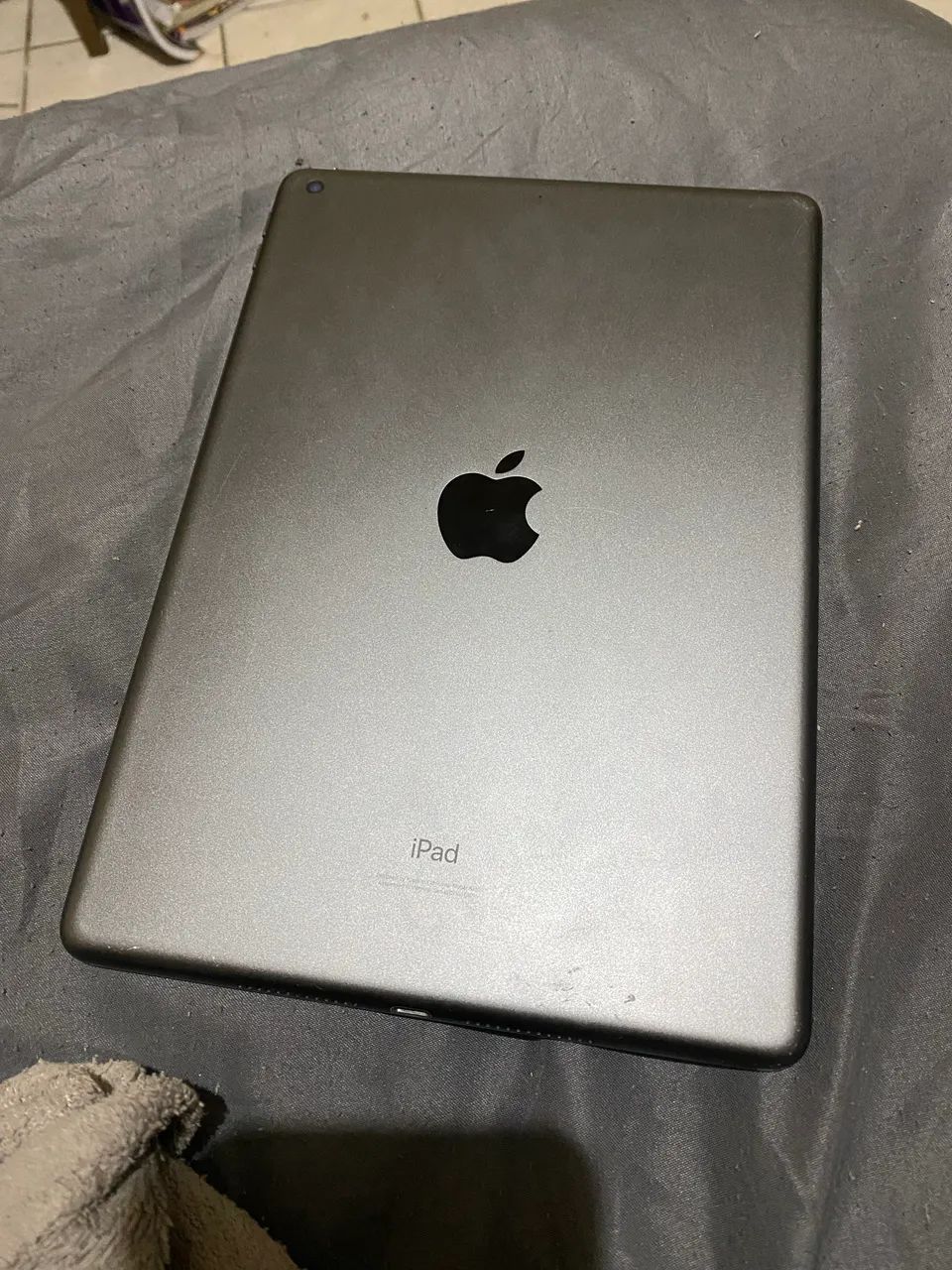 iPad 9 seminovo 64gb Prata  - Foto 2