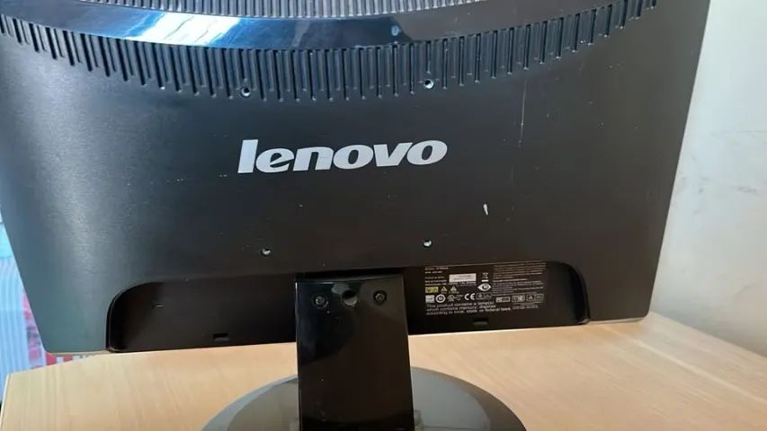 Monitor Lenovo 19" - Perfeito estado - Foto 2