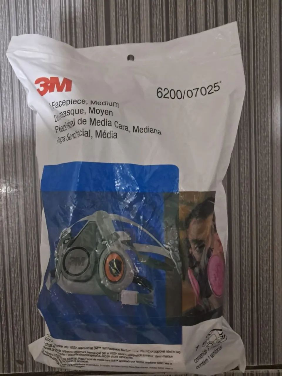 Máscara semi_facial