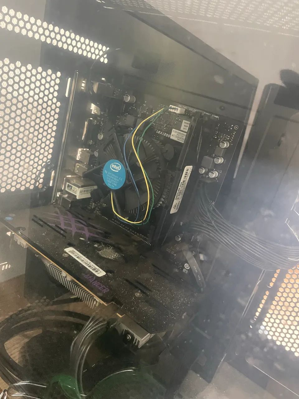 VENDO COMPUTADOR GAMER RX 5500 XT 8GB - Foto 3