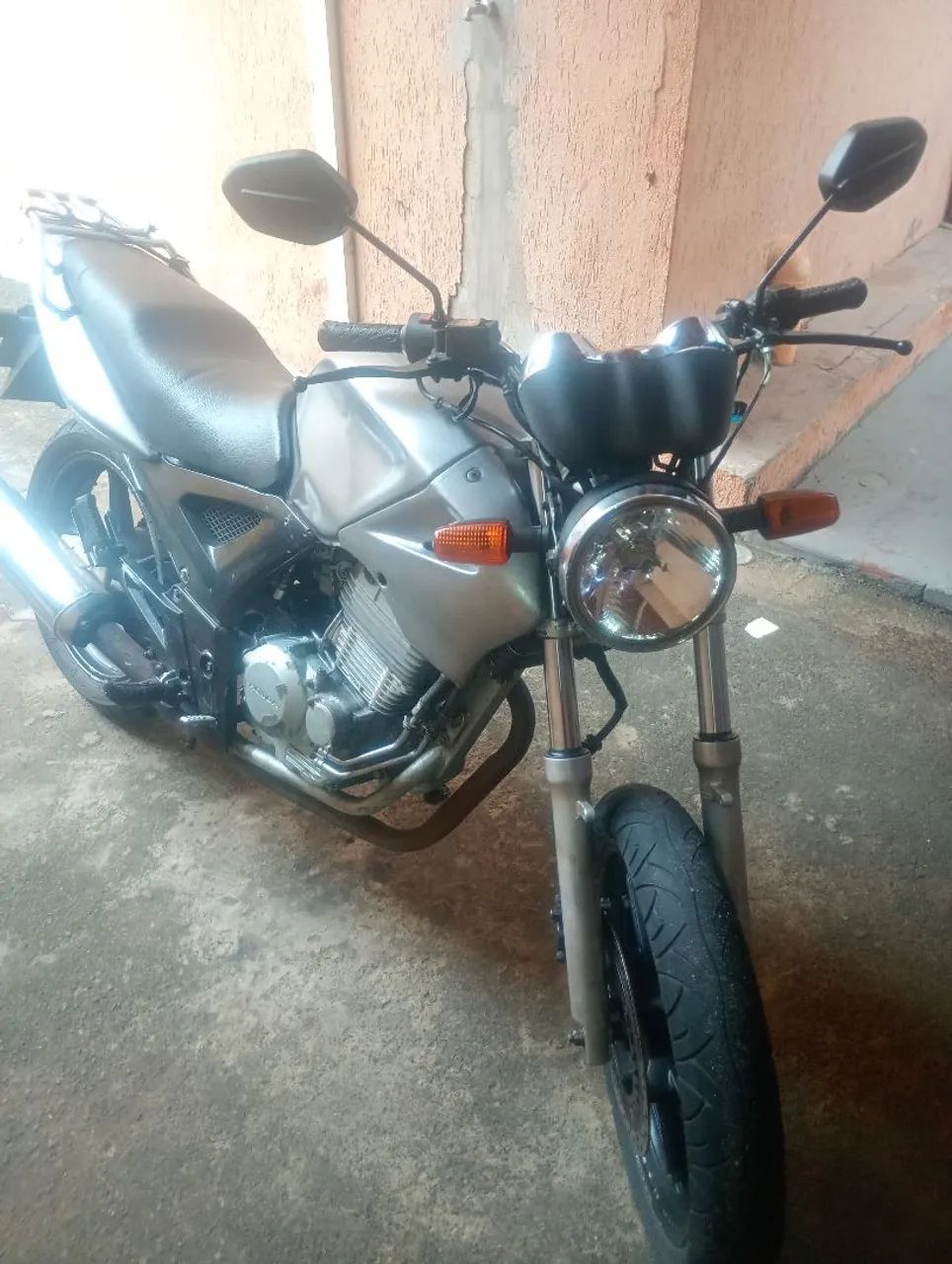 CBX Twister 250  - Foto 2