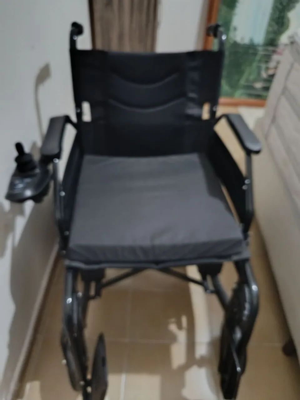 Cadeira de rodas elétrica  - Foto 3