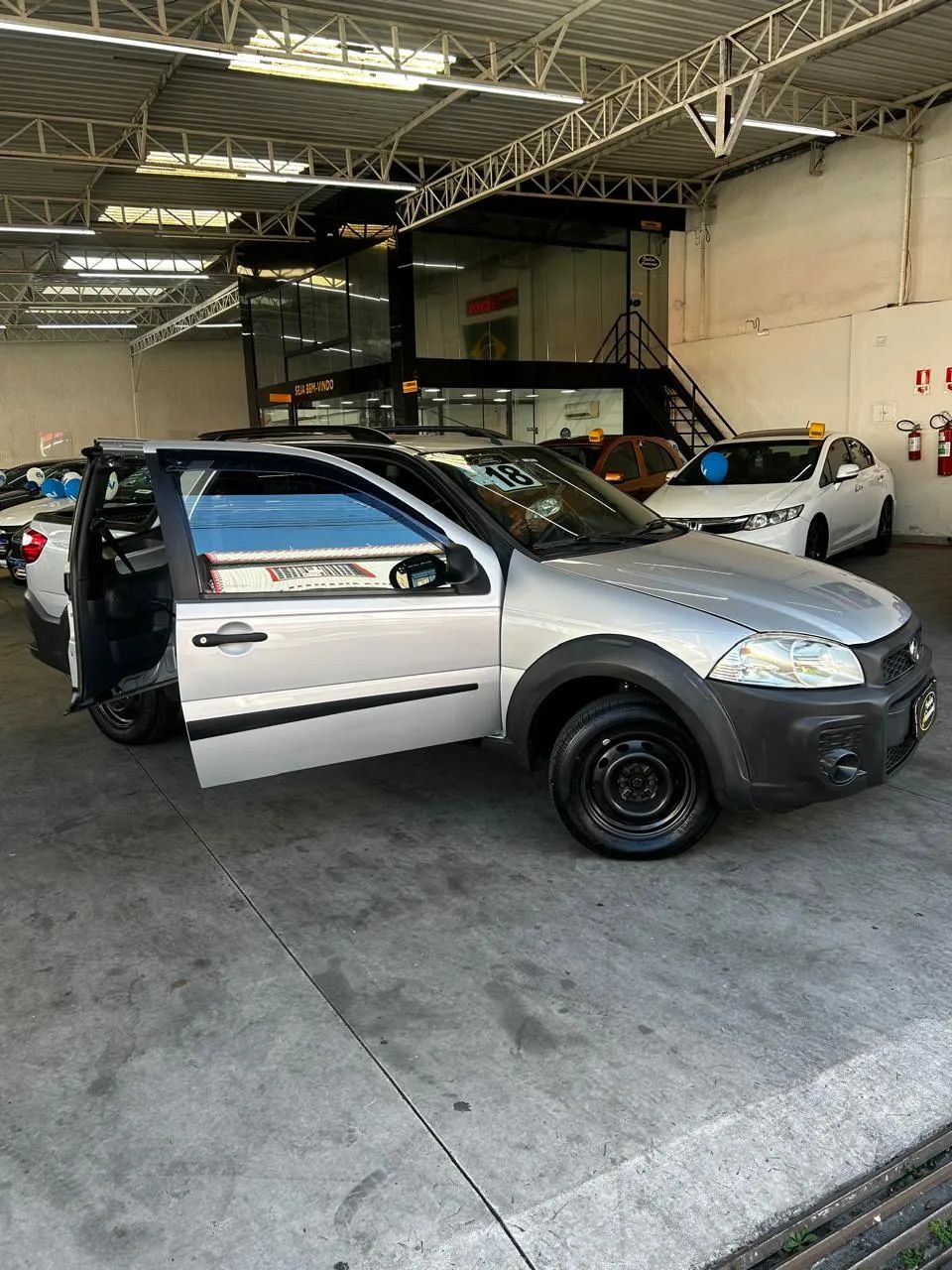 Fiat Strada Working Hard 1.4 Fire Flex 8V CD 2018 - Foto 3