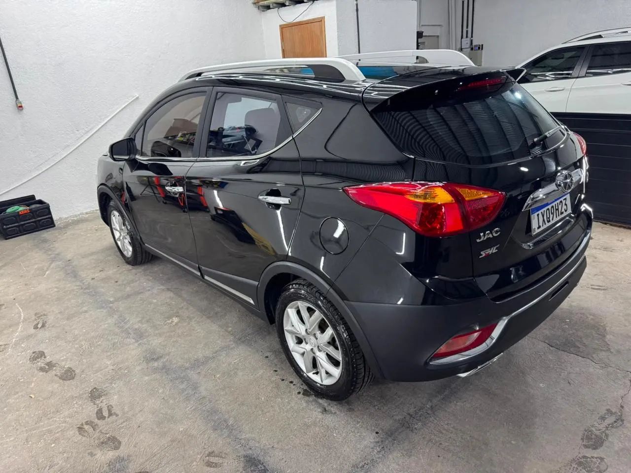 JAC T5 1.5 Jet Flex 16V 5P Aut. 2017 - Foto 4