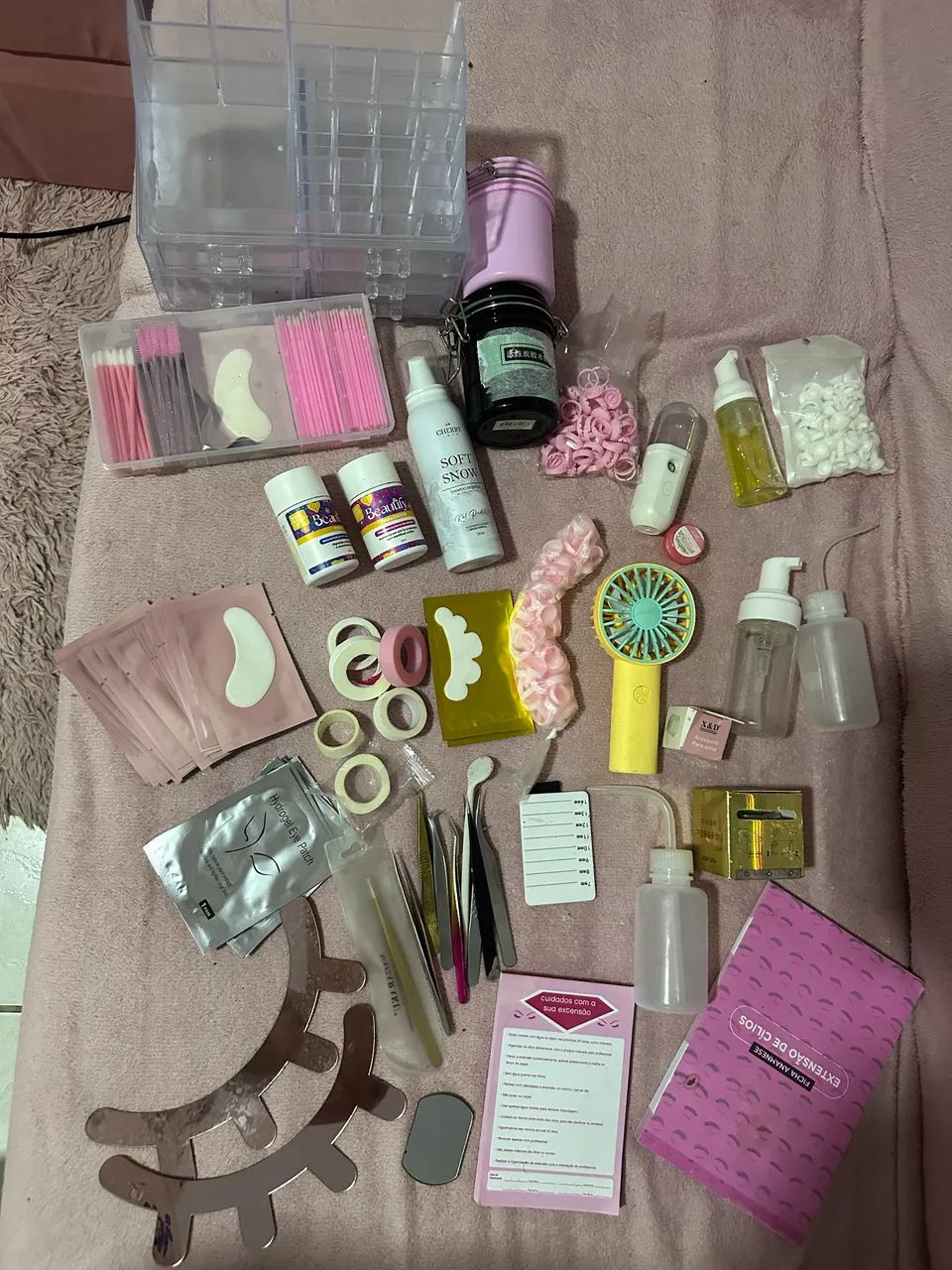 Material de cílios 