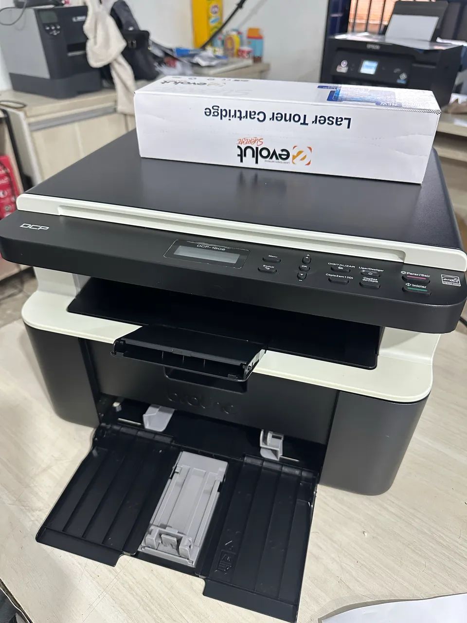 Impressora Multifuncional Brother DCP 1602 USB 