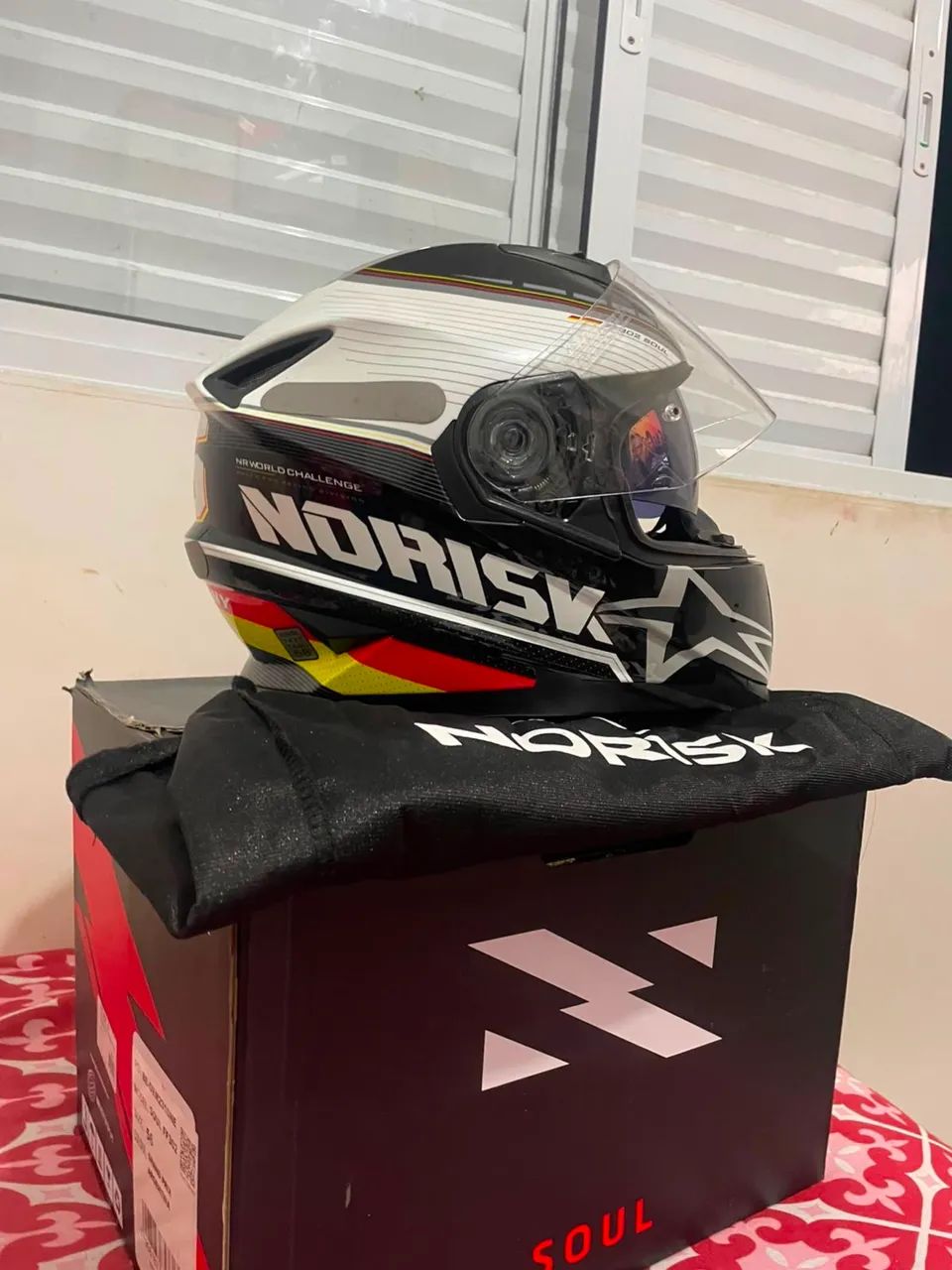 Capacete Norisk tam. 58 - Foto 2